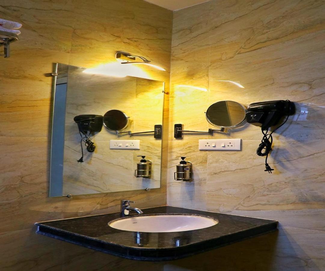 La Vera Boutique Hotel, มานเดรม ภายนอก รูปภาพ