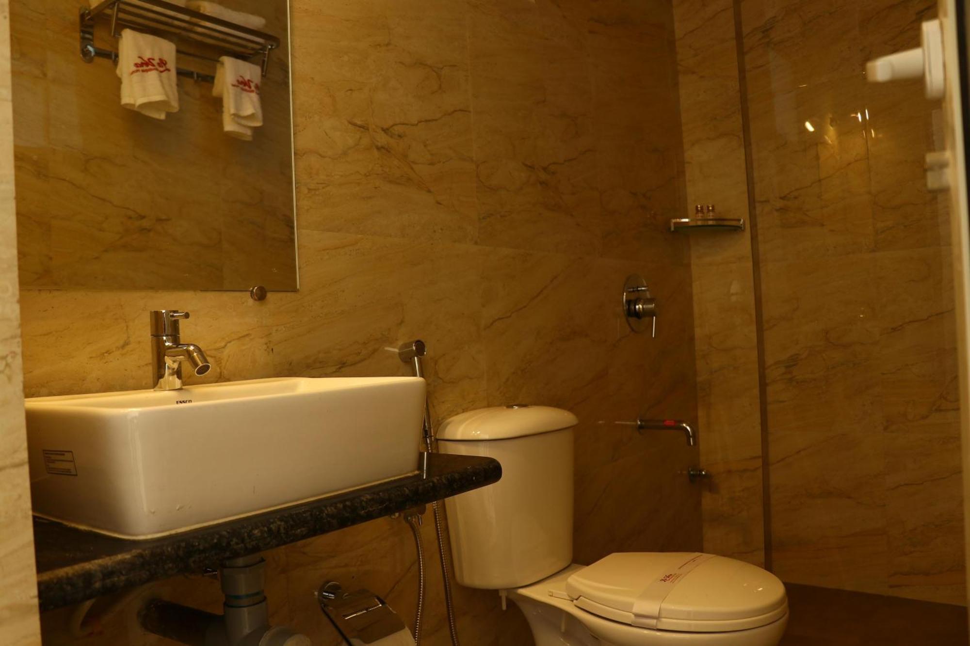 La Vera Boutique Hotel, มานเดรม ภายนอก รูปภาพ